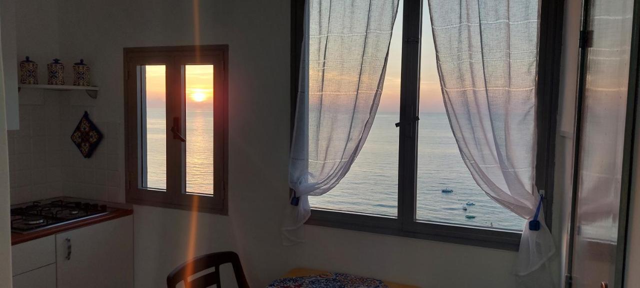 La Finestra Sul Mare Lägenhet Tropea Exteriör bild